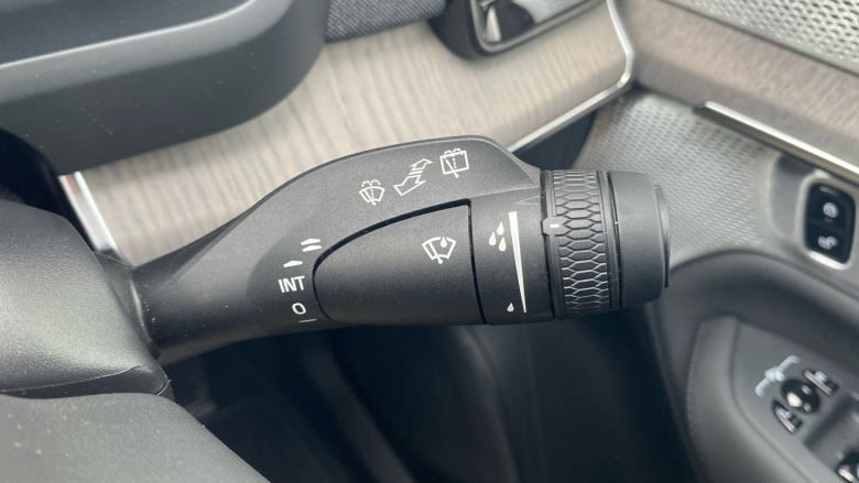 Volvo XC90 2.0 B5P Ultra Dark 5dr AWD Geartronic Petrol Estate